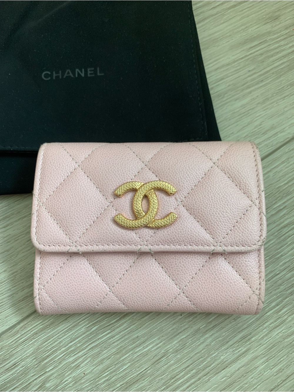 Chanel Classic Double Compartment Card Holder Pink Caviar LGHW